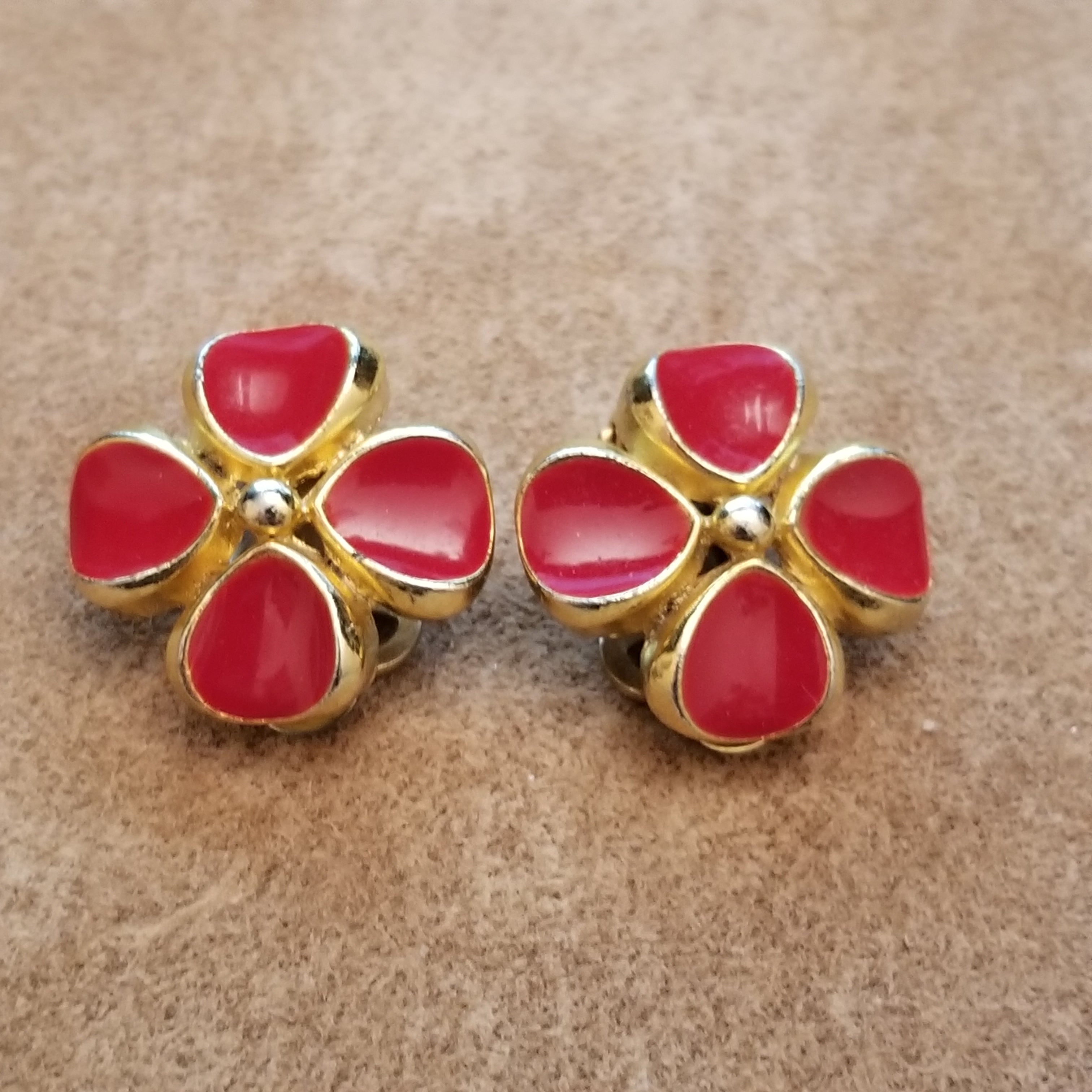 Vintage SPHINX Clip Earrings - Red Four Leaf Clover