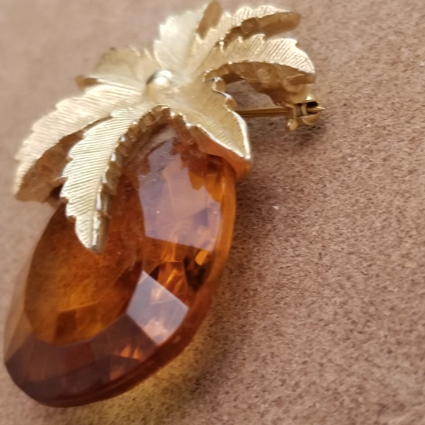 Vintage Sarah Coventry Pineapple Brooch