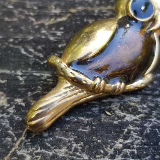 Vintage Gold Tone Owl Brooch
