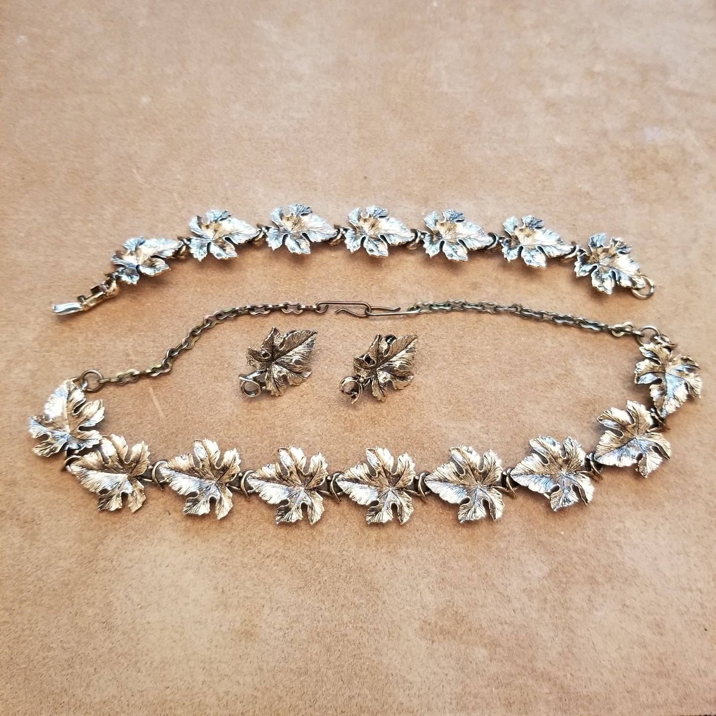 Vintage Maple Leaf 3 Piece Set