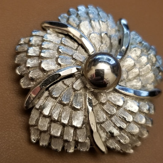 Silver Tone Scarf Clip