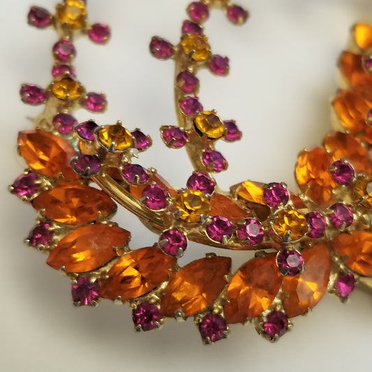 Vintage Vandome Rhinestone Brooch