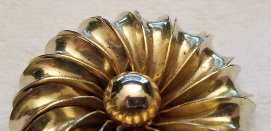 Vintage Gold Tone Swirl Flower Brooch – Bold Statement Pin