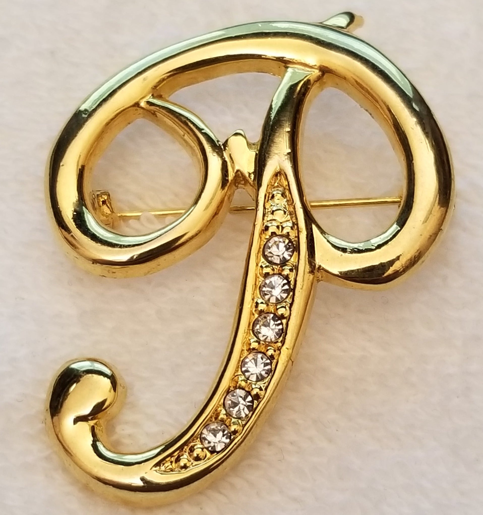 Gold Tone Letter P Brooch