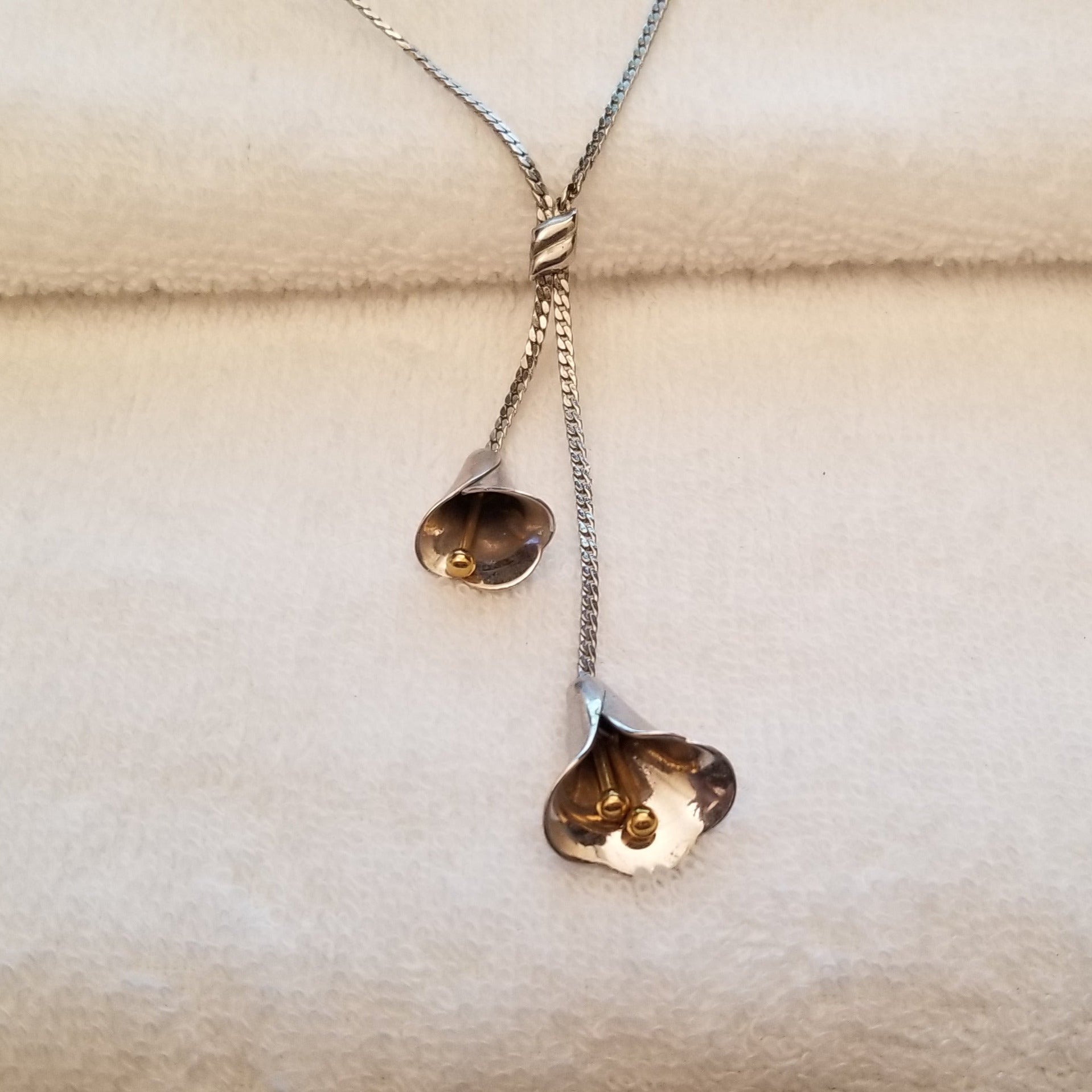 Vintage Avon Lily Lirat Necklace
