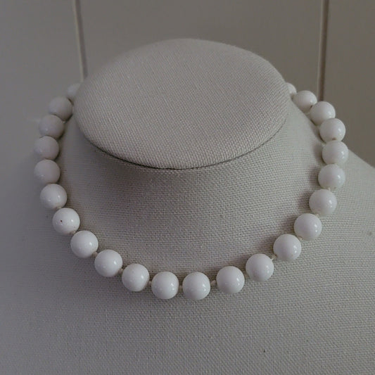 Vintage Single Strand White Bead Necklace