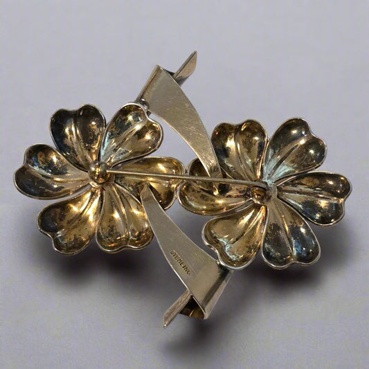 Vintage Silver-Tone Double Flower Brooch with Faux Pearls – Pre-Owned