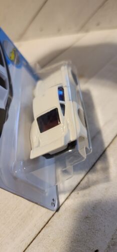 hot wheels Factory Fresh Porsche 934.5