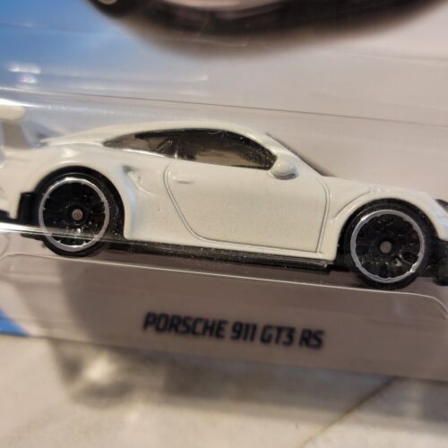 hot wheels porsche 911 gt3 RS
