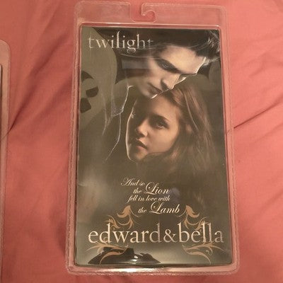 NECA Twilight Edward and Bella True Love 7" Articulated Figure NEW