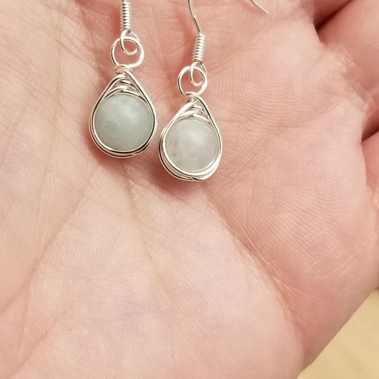 Handmade Tear Drop Dagnle Earrings