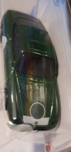 hot wheels 96 Porsche Carrera Green package damaged