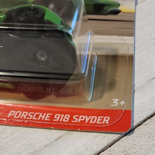 hot wheels Porsche 918 Spyder Green