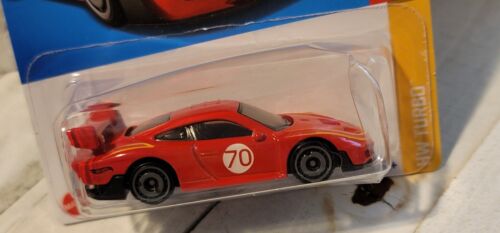 hot wheels Porsche 935 Package Damaged