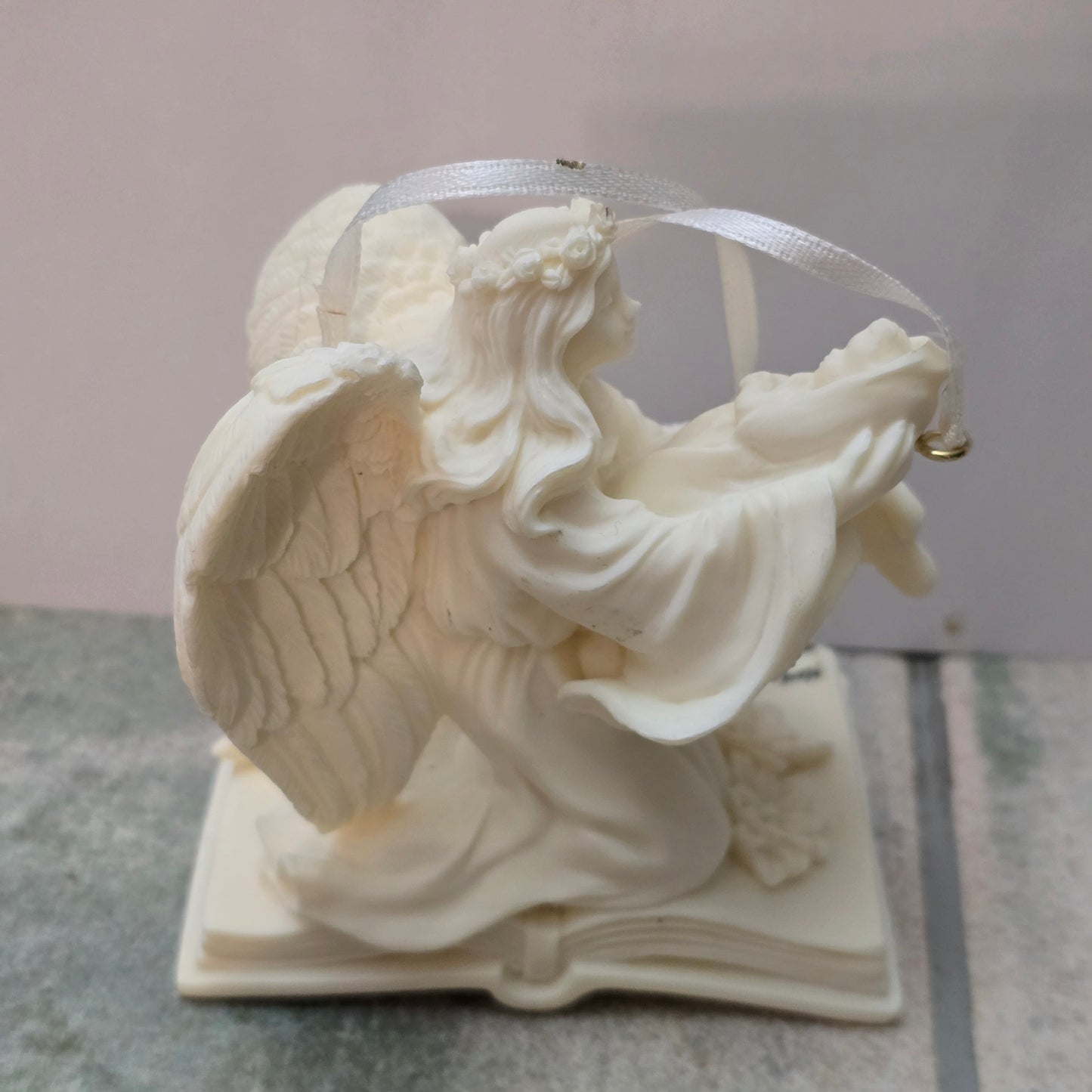 Roman Inc. Angel with Baby Jesus Ornament Figurine 2001 – Christmas Nativity – Hark the Herald Angels Sing