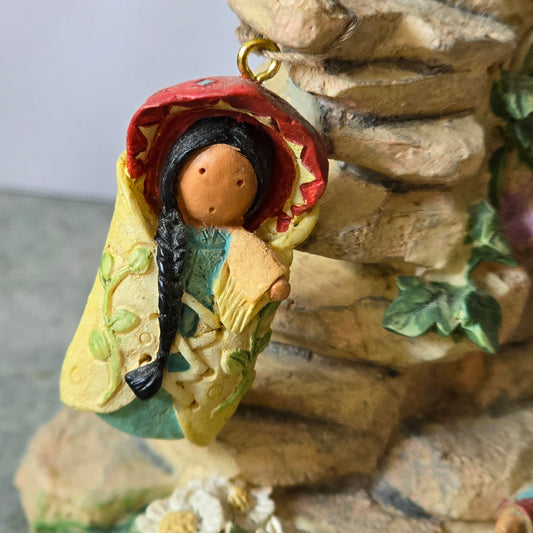 Enesco Friends of the Feather – “Wise One Who Wraps Love With Kindness” – 1997 Limited Edition Figurine (#326542)