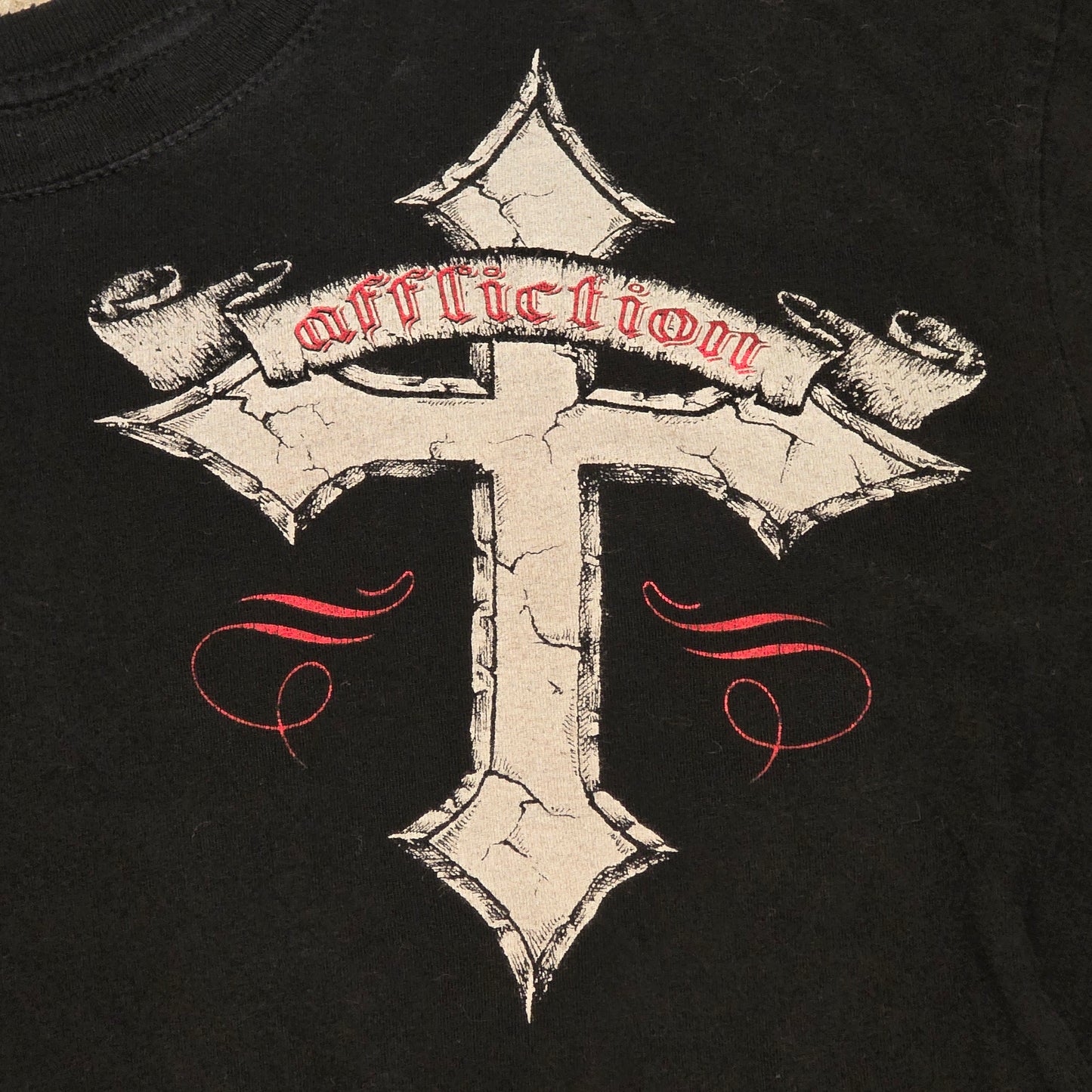 Affliction Cross Graphic T-Shirt Black Large Made in USA Biker MMA Rock Tee