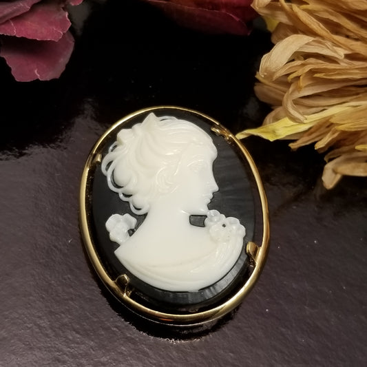 Vintage Gold Tone Napier Cameo Brooch