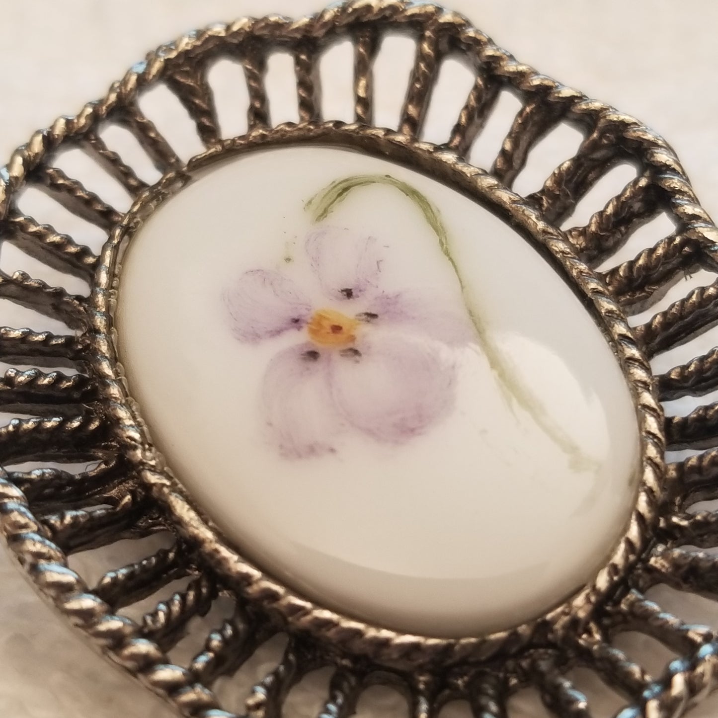 Small Silver Tone Hand Painted Flower Ceramic Brooch