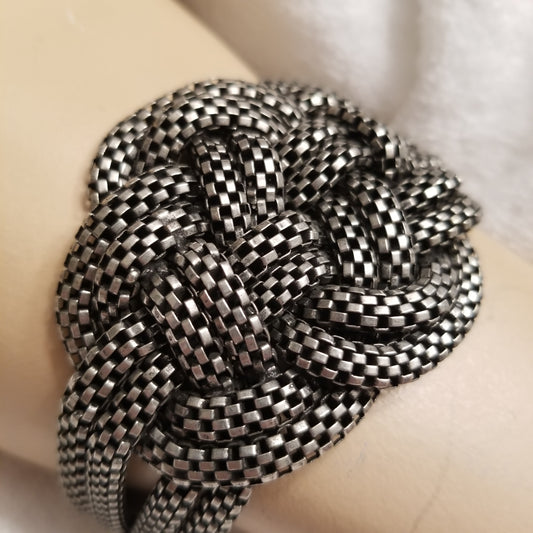 Silver Tone knotted Chain Bracelet