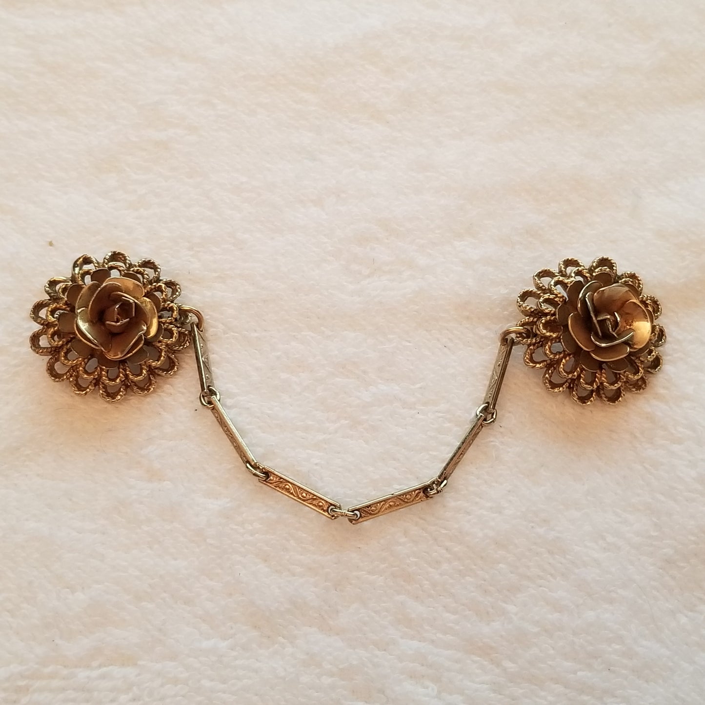 Vintage Flower Sweater Guard Pins