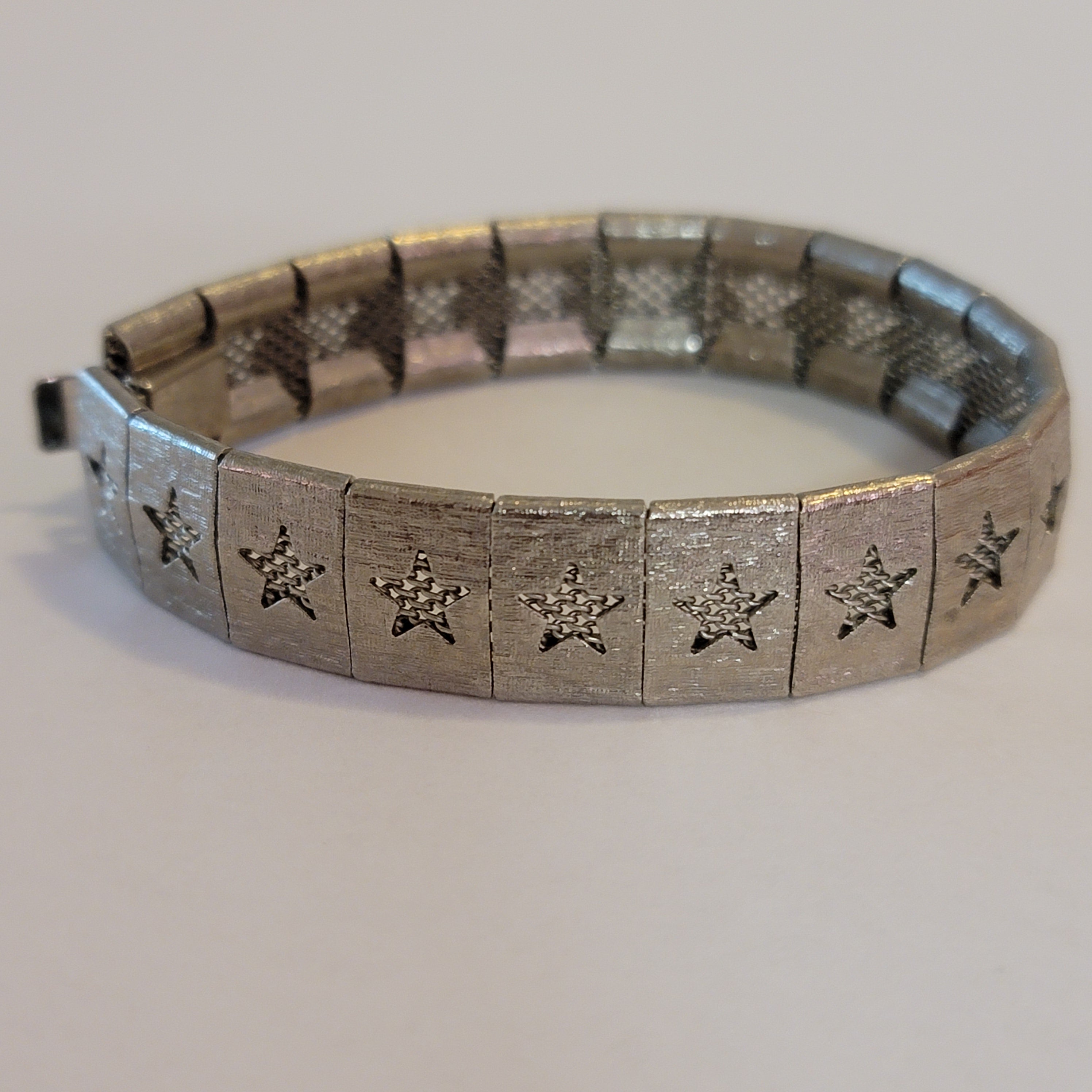 Silver Tone Star Bracelet