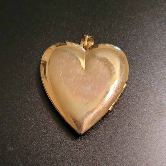 Vintage Gold Tone Heart Locket