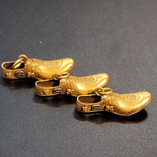Vintage 1954 Cleat Running Shoes Charm