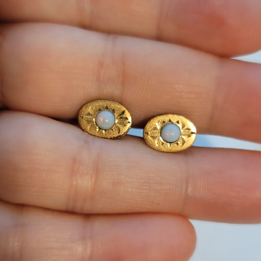 Vintage Gold Tone Cufflinks