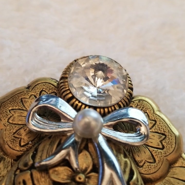 Vintage Gold Tone Angelic Brooch