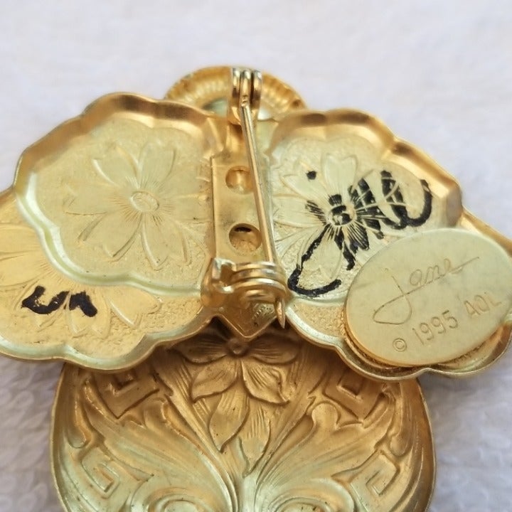 Vintage Gold Tone Angelic Brooch