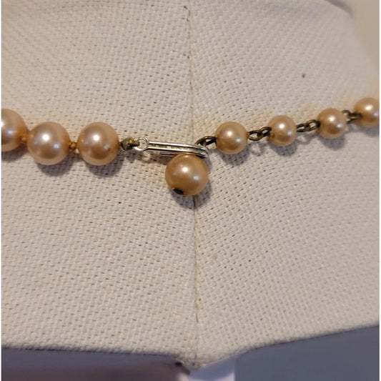 Vintage Simulated Pearl Necklace