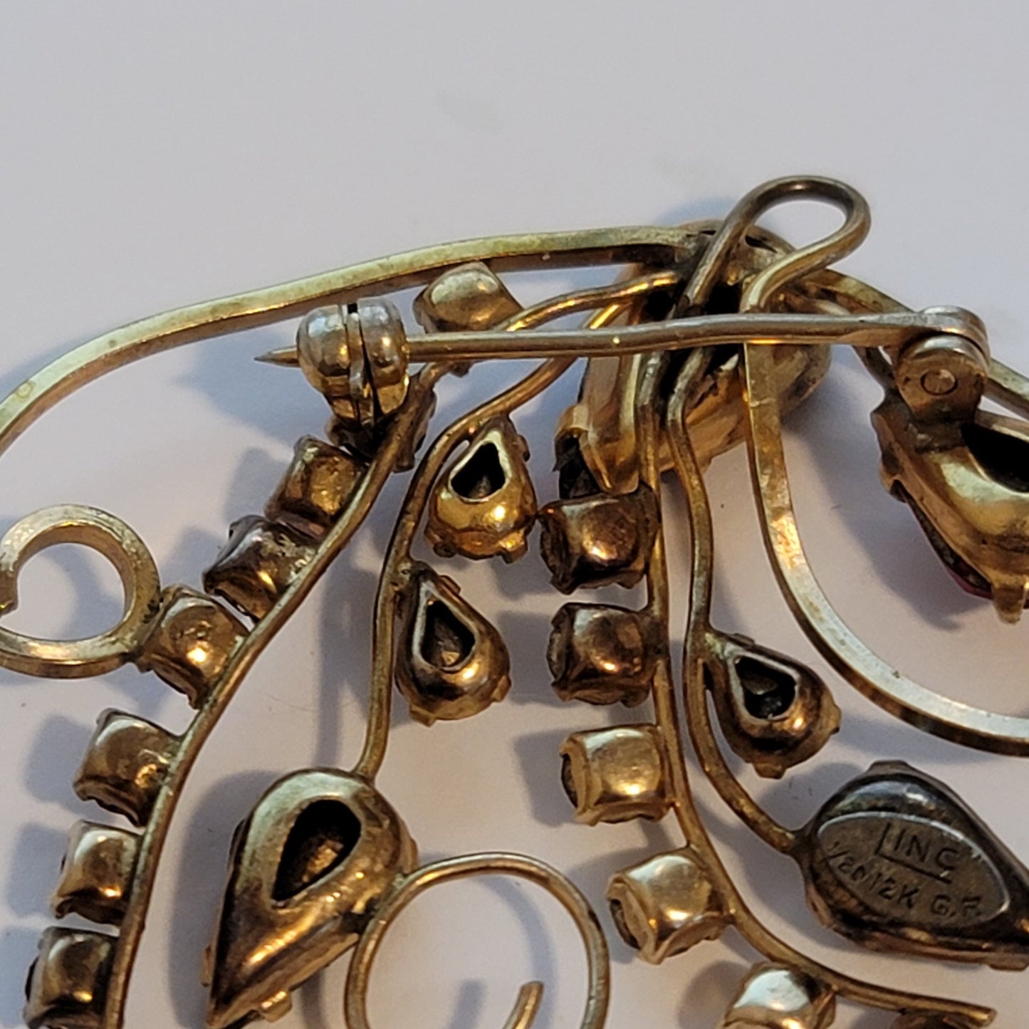 Vintage 1/20 12K GF Rhinestone brooch