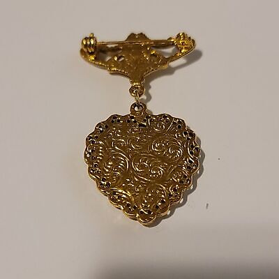 Vintage Revival Gold Tone Cameo Heart Brooch