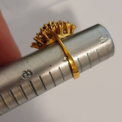 18K H.G.E. Unknown Stone Ring