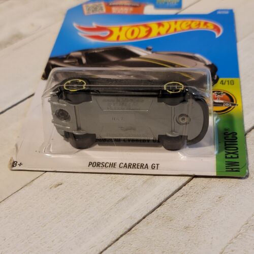 hot wheels porsche carrera GT