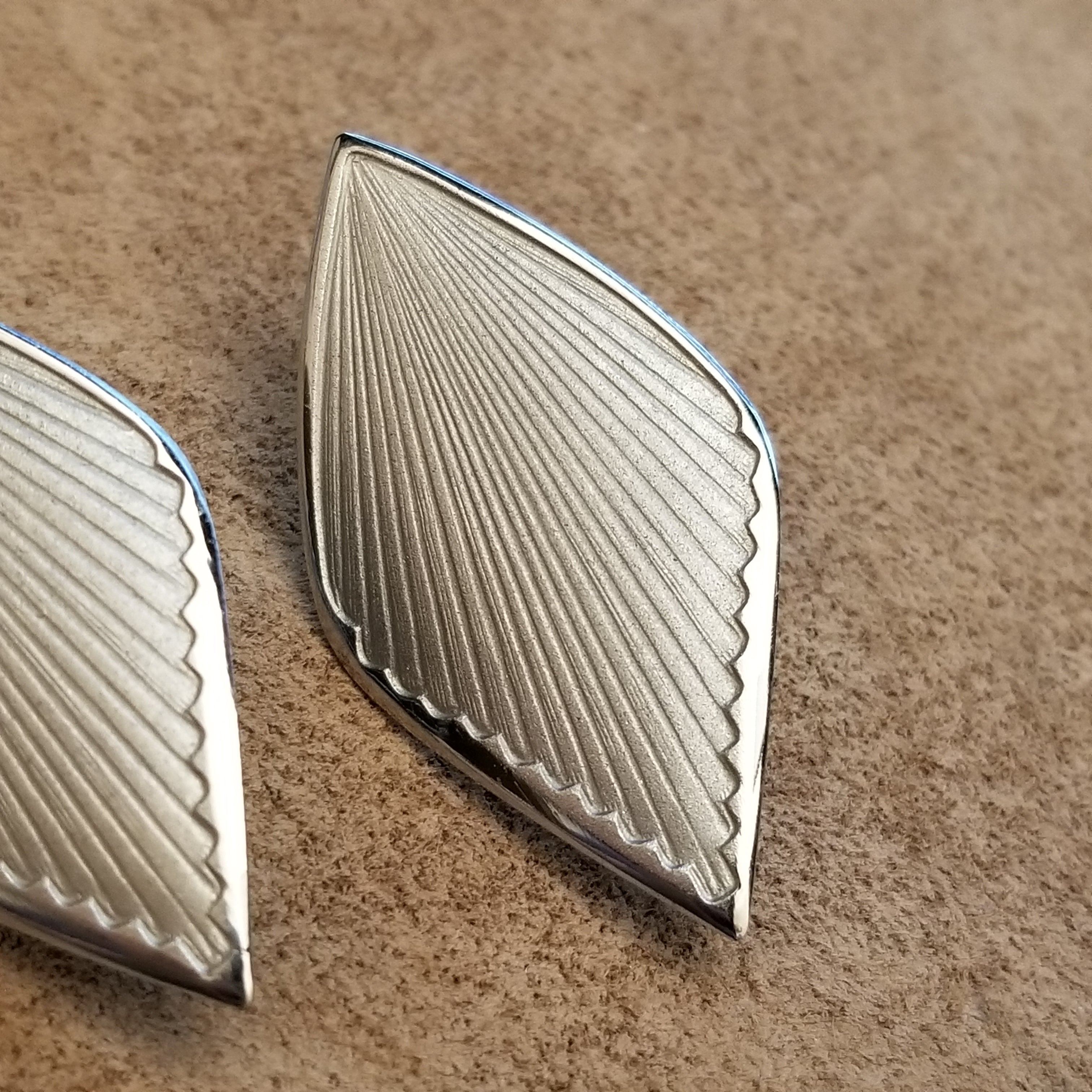 Vintage Silver Tone Kite Clip-On Earrings