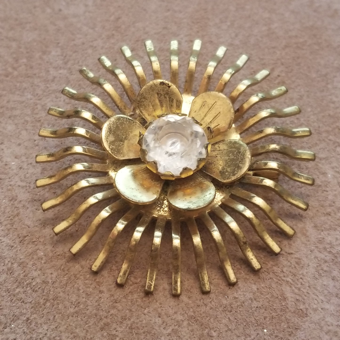 Vintage Gold Tone Starburst Flower With Rhinestone