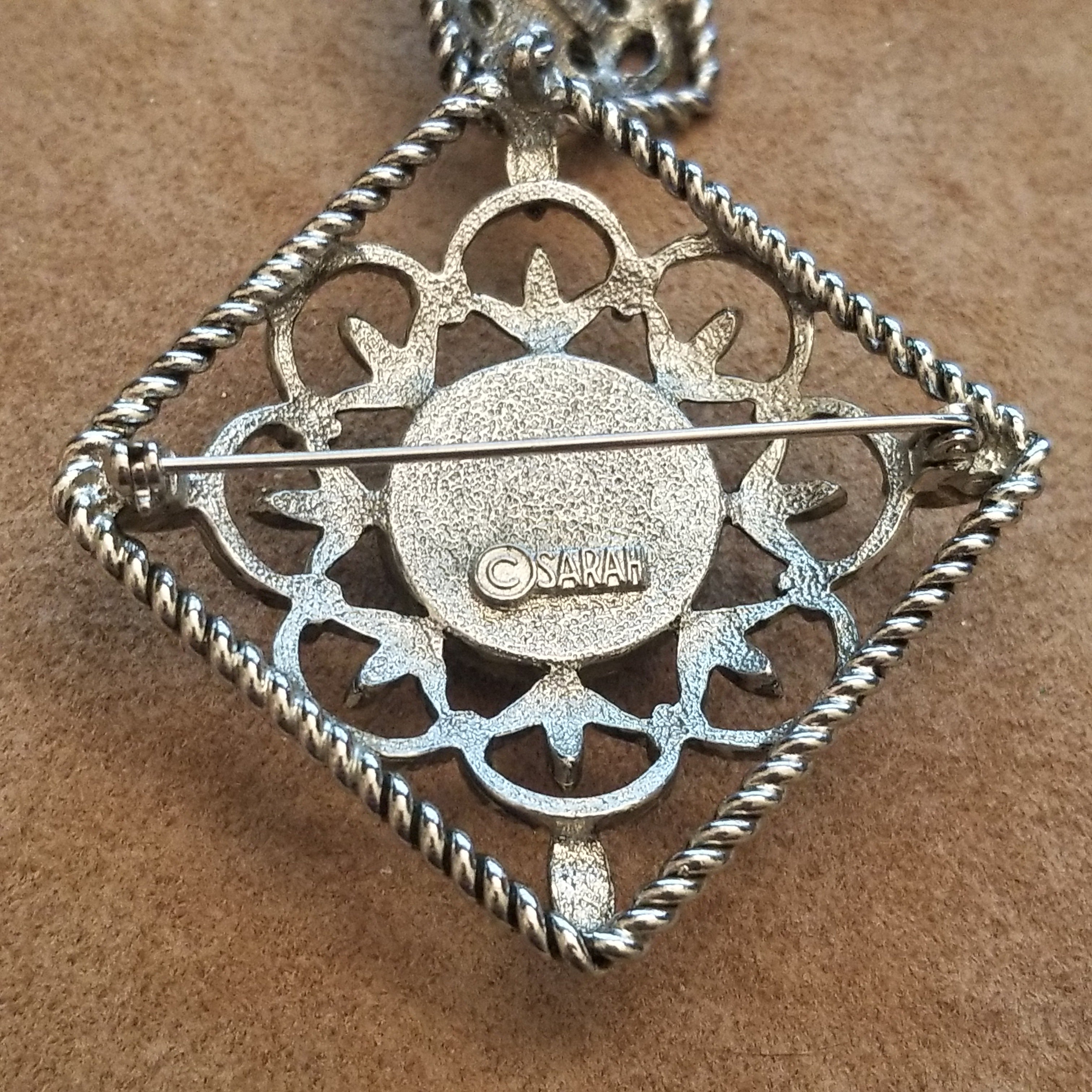 Vintage Sarah Coventry Silver Tone Brooch