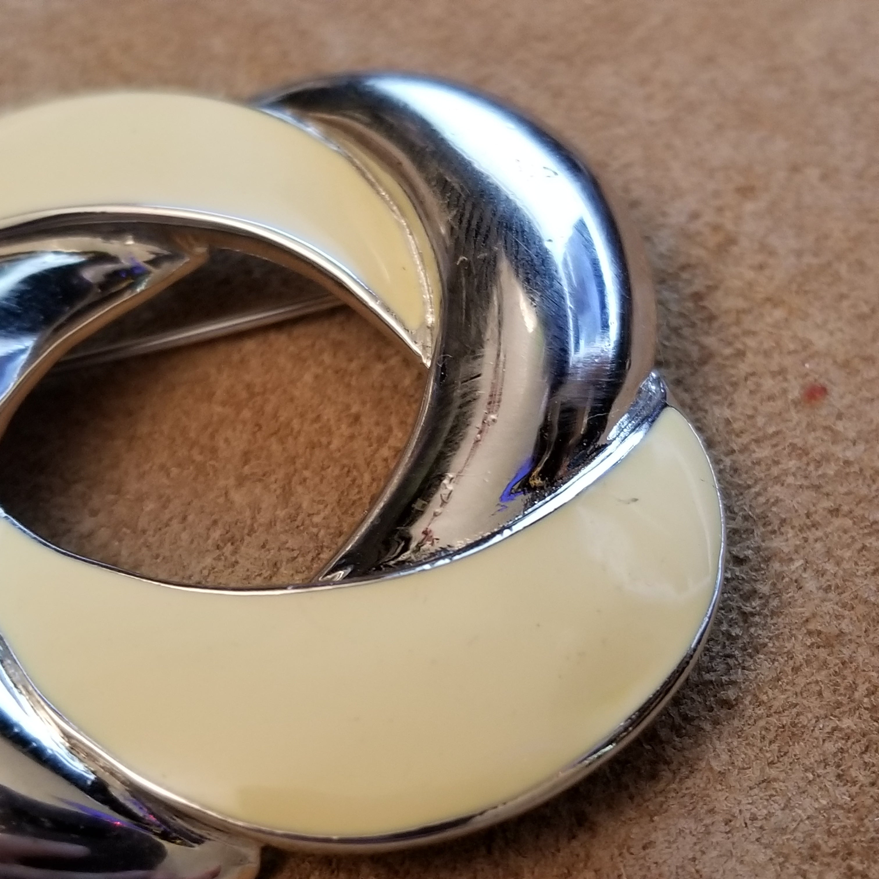 Vintage Trifari Enamel Brooch