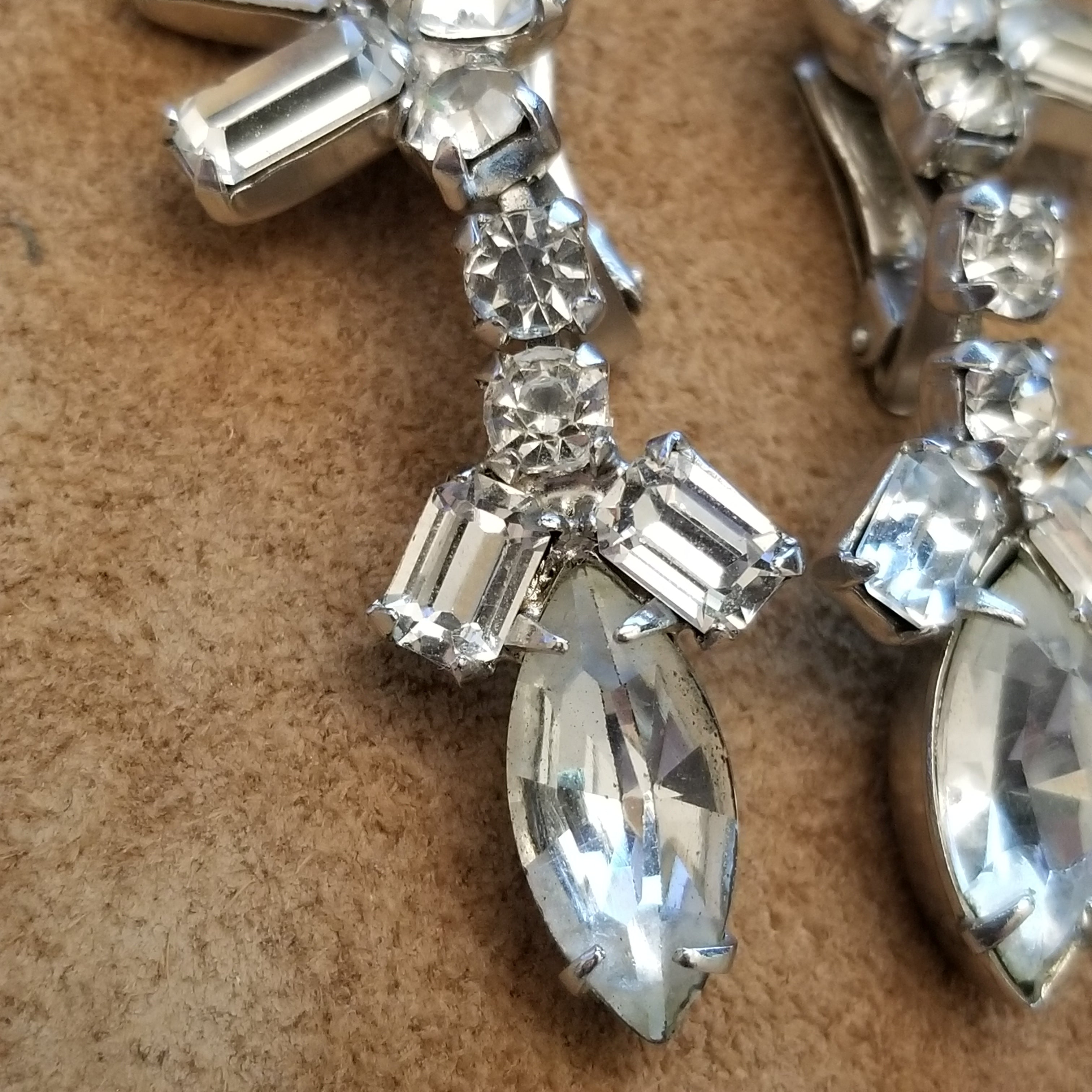 Vintage Silver Tone Rhinestone Clip On Earrings