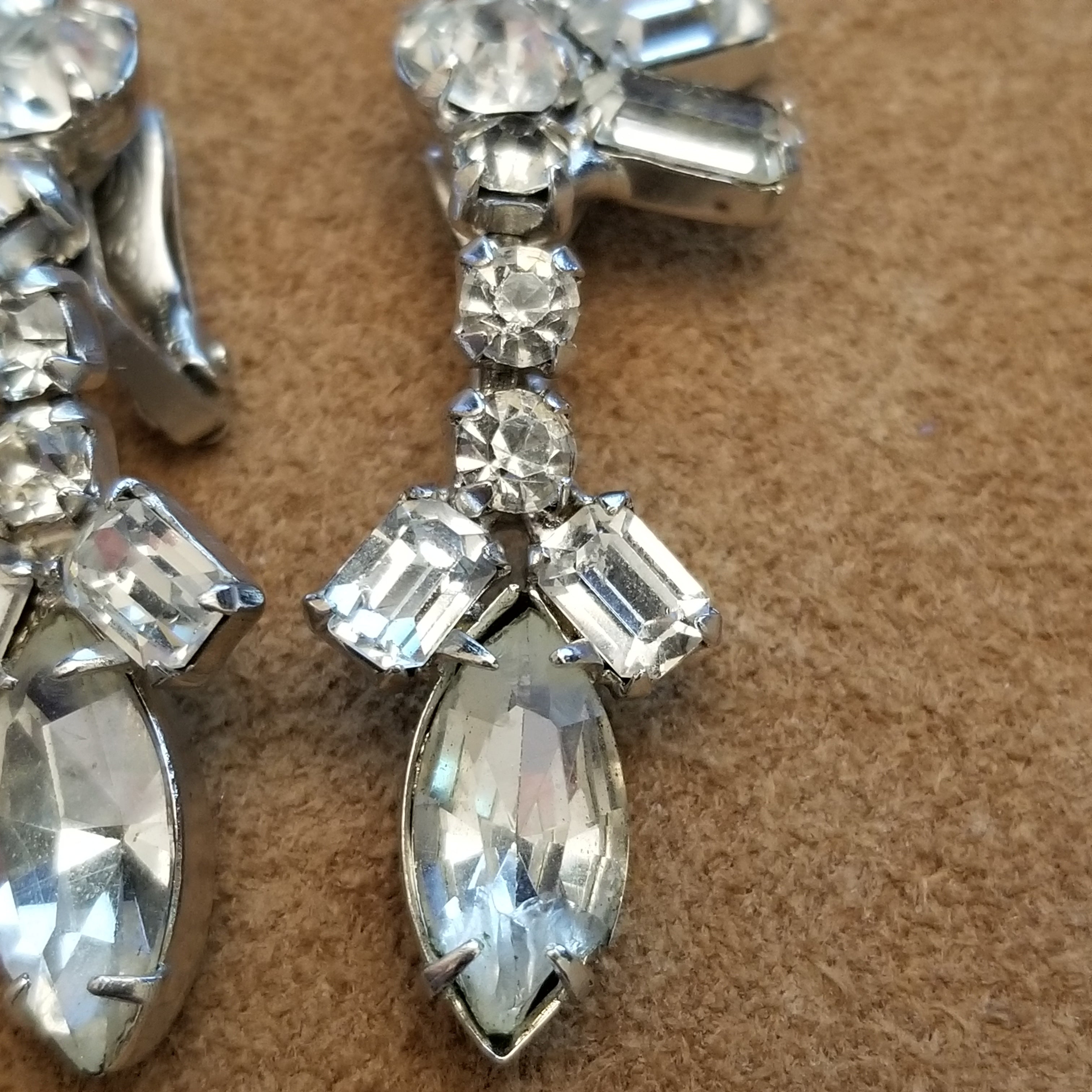 Vintage Silver Tone Rhinestone Clip On Earrings