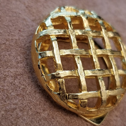 Vintage gold tone Scarf Clip