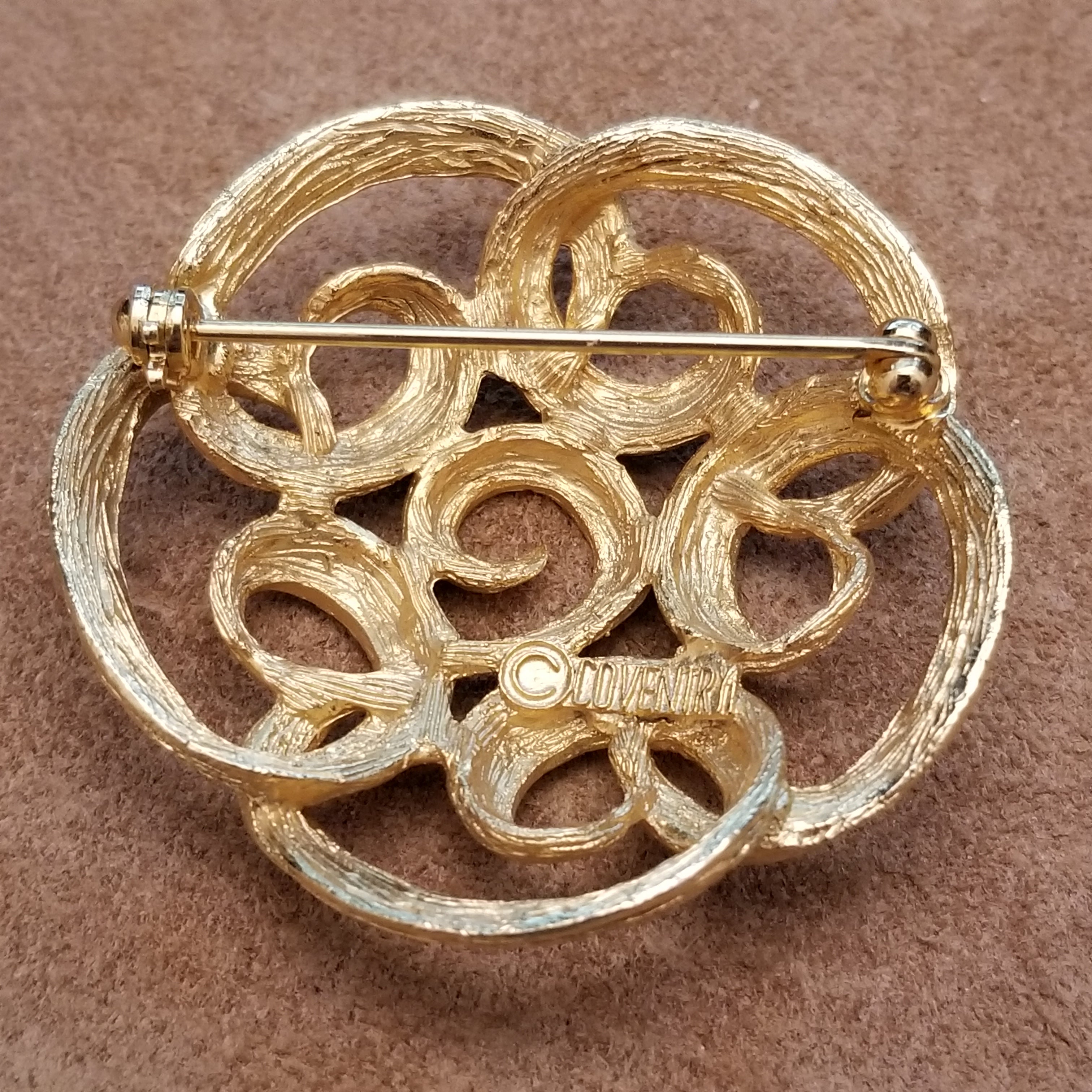 Vintage Gold Tone Brooch