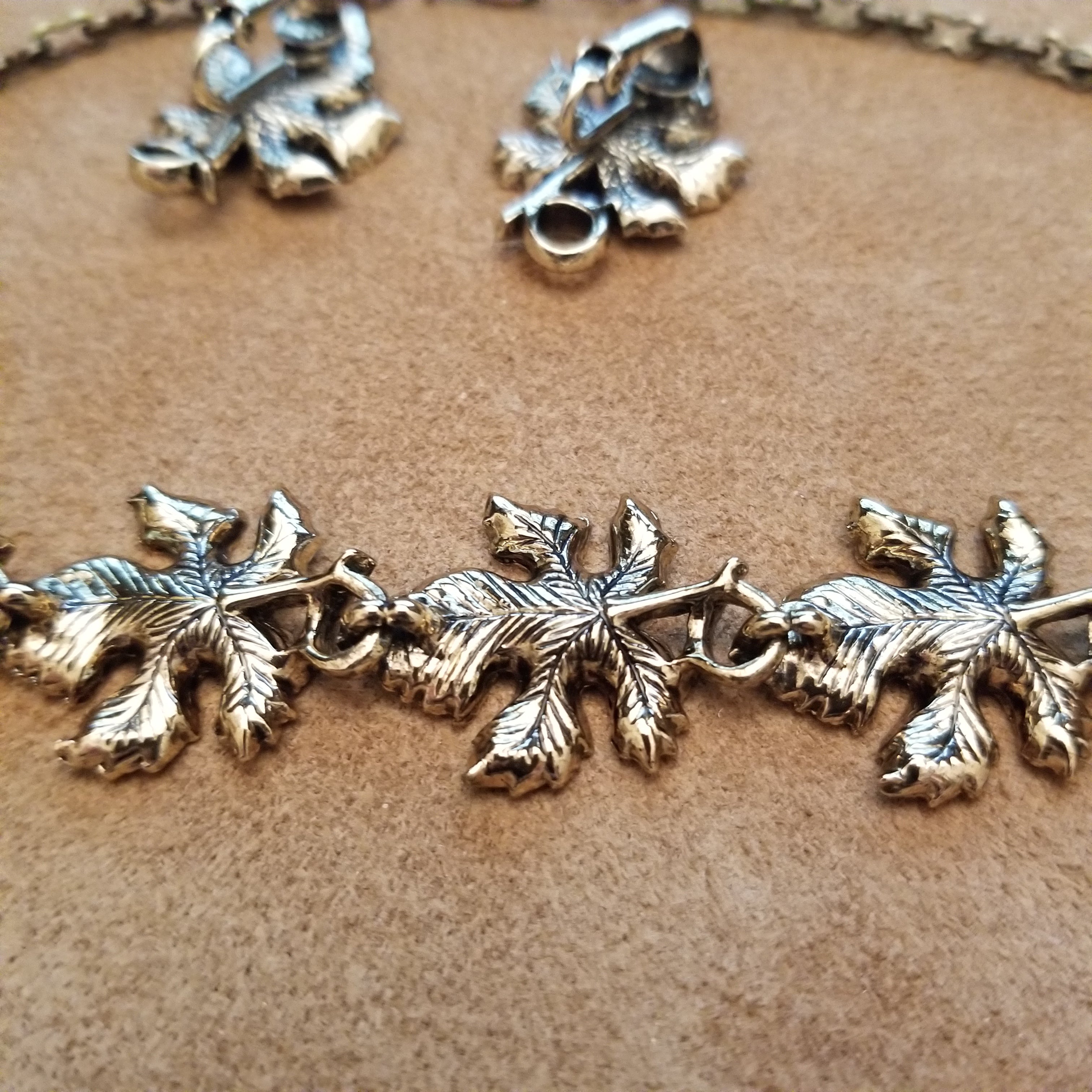 Vintage Maple Leaf 3 Piece Set