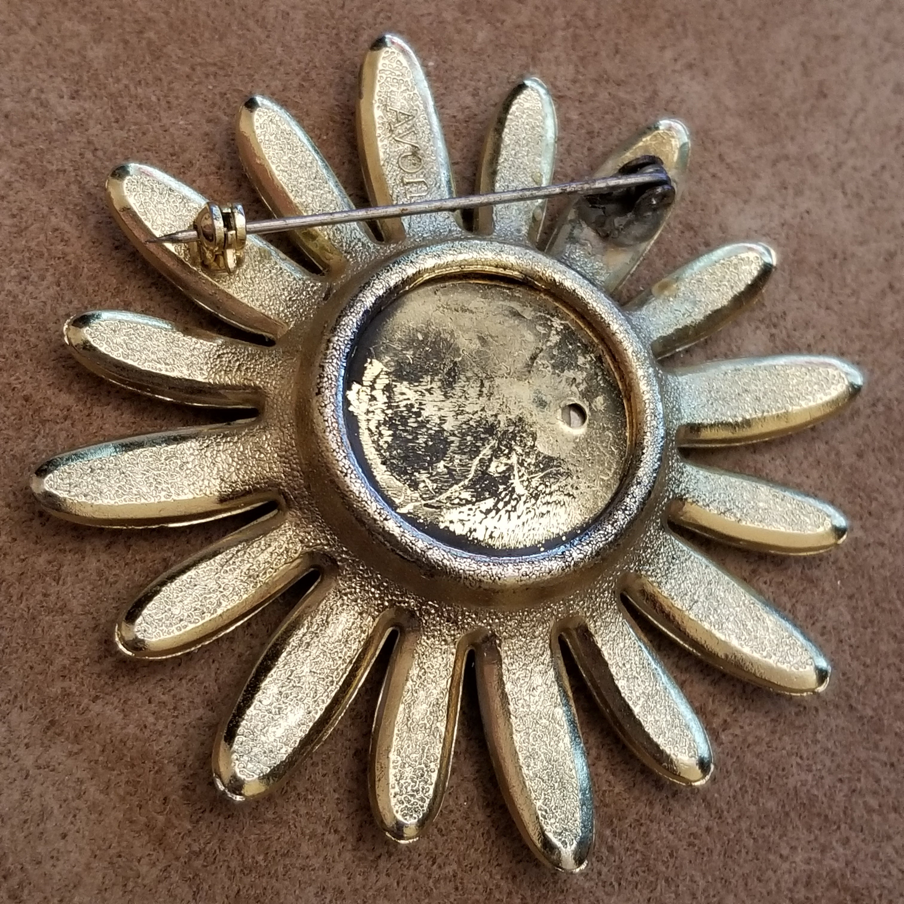 Vintage Avon Daisy Perfume Brooch