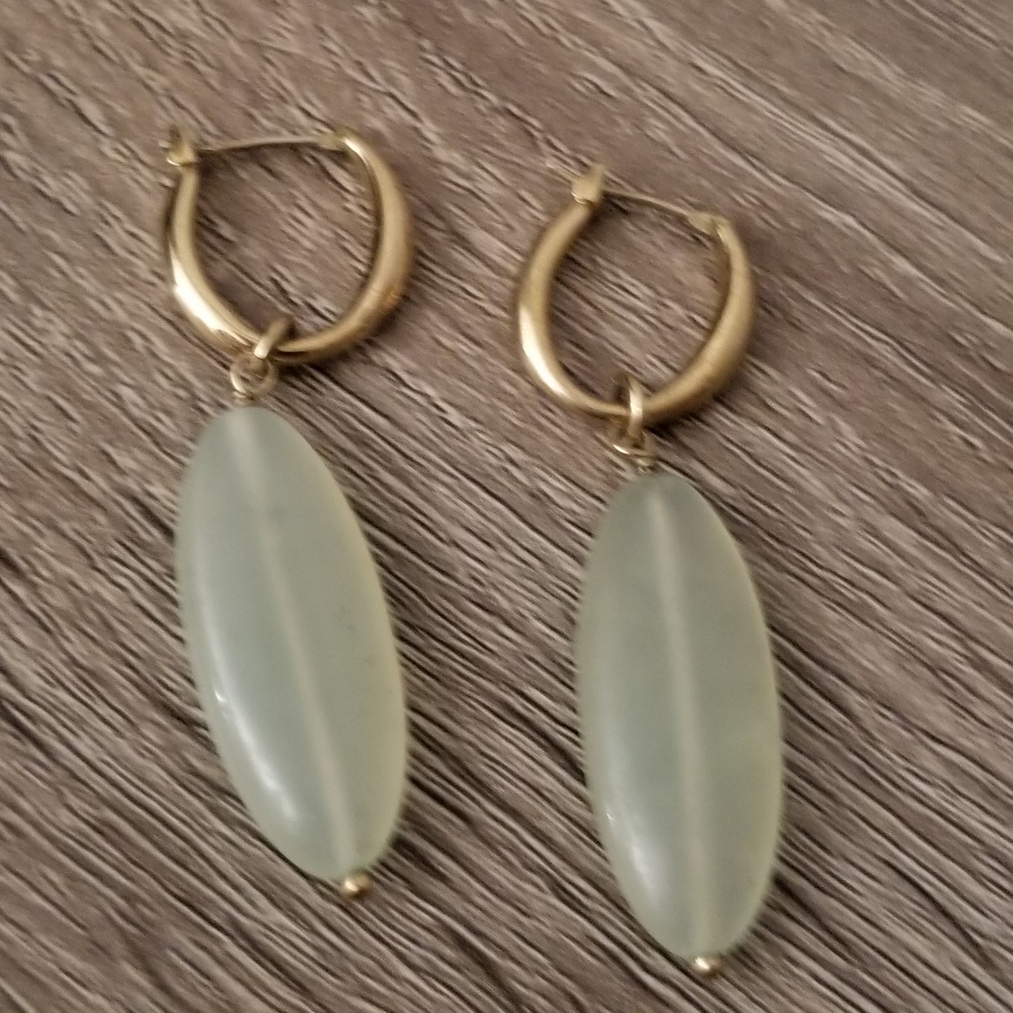 Gold Tone Necklace and Earring Set