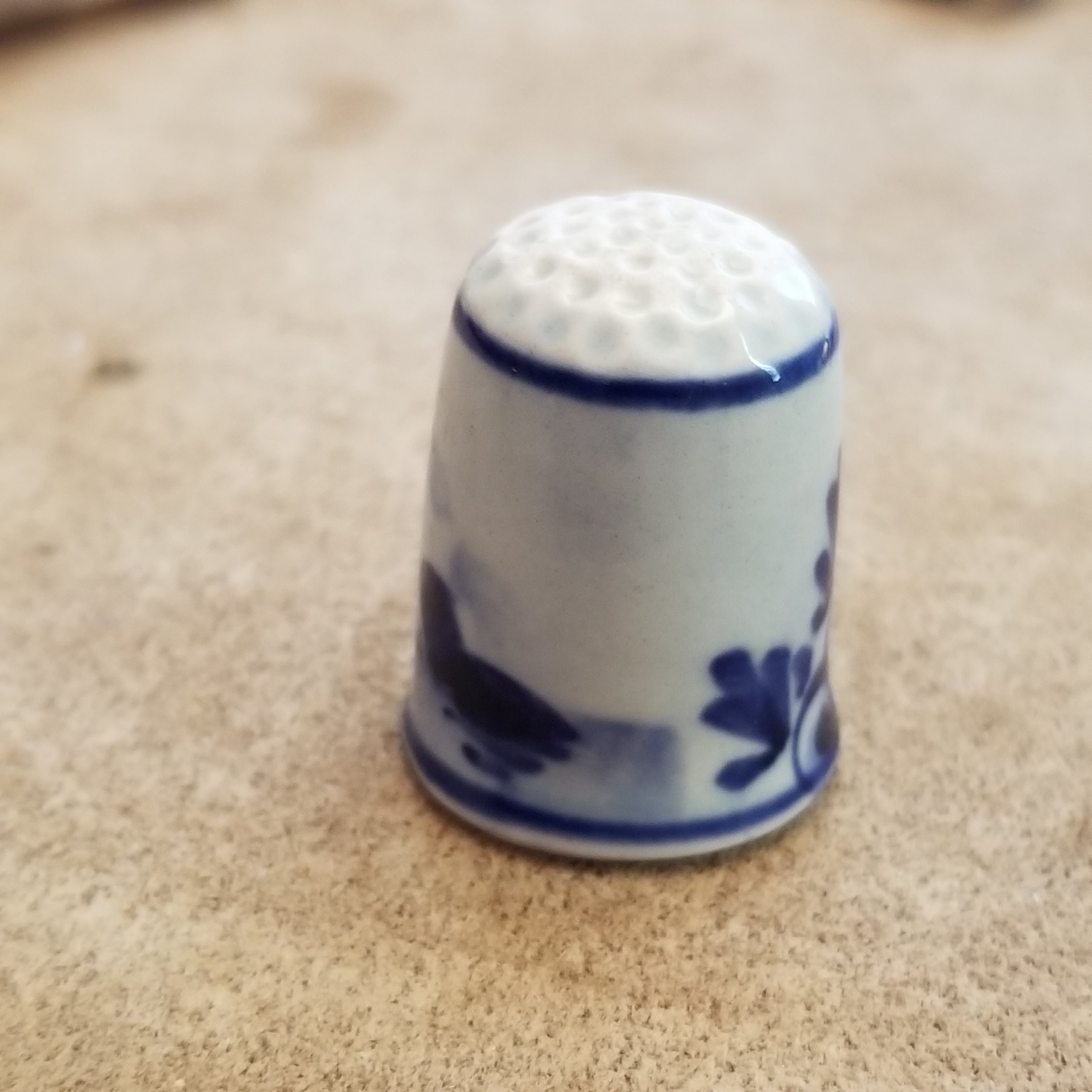 Vintage Deft Blue & White Thimble