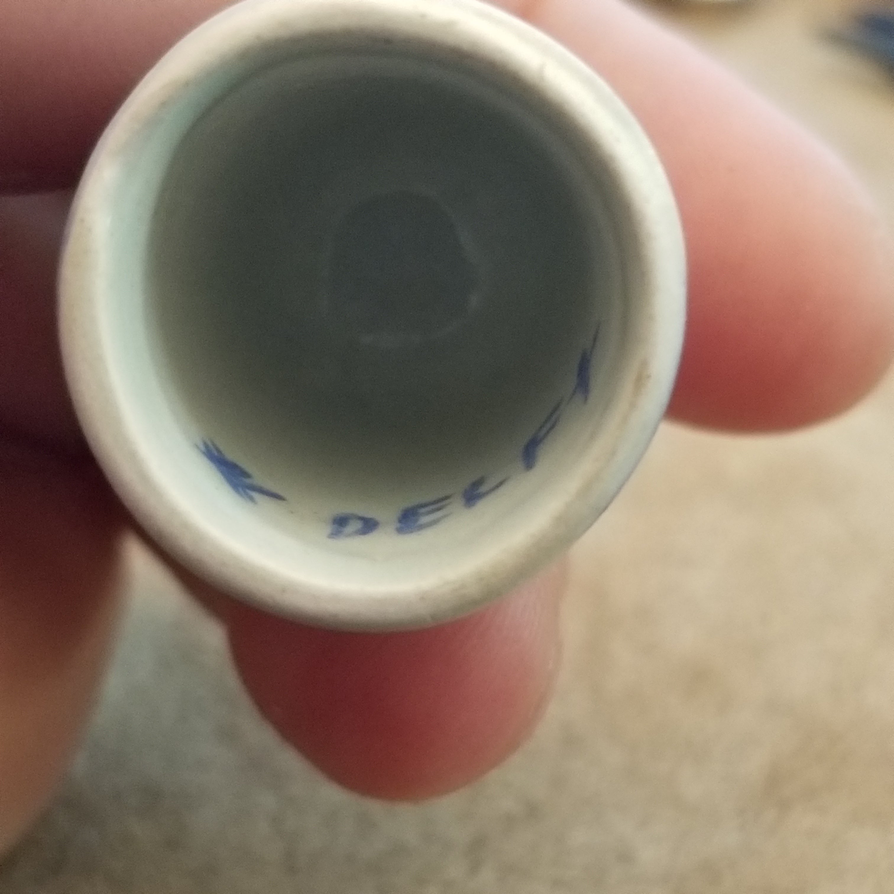 Vintage Deft Blue & White Thimble