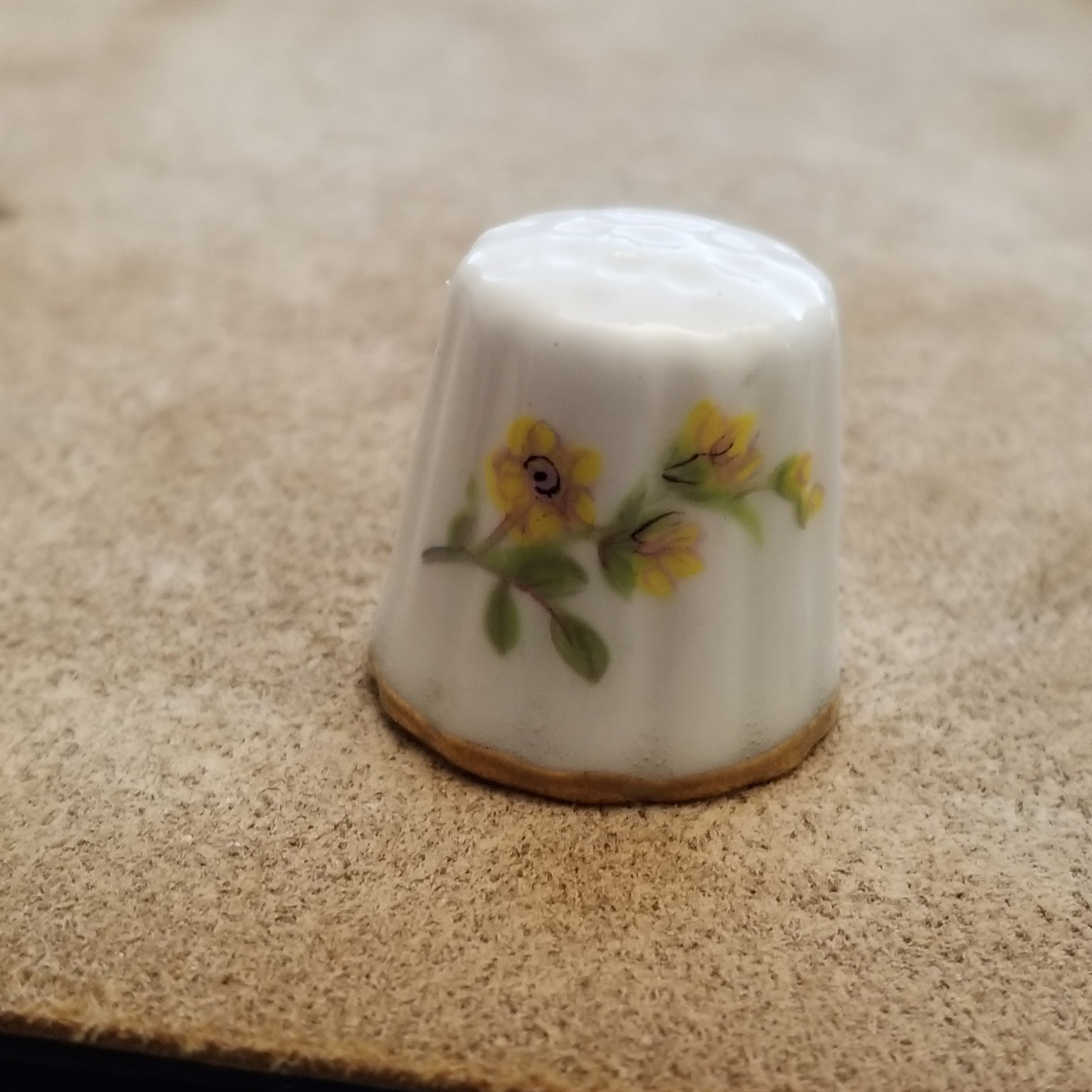 Vintage Flower Ceramic Thimble